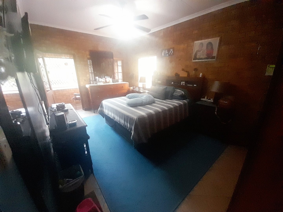 5 Bedroom Property for Sale in Lyttelton Manor Gauteng