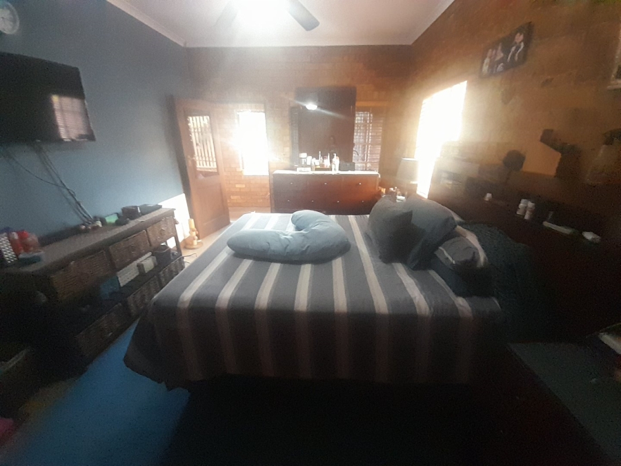 5 Bedroom Property for Sale in Lyttelton Manor Gauteng