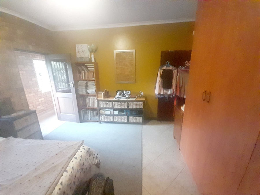 5 Bedroom Property for Sale in Lyttelton Manor Gauteng