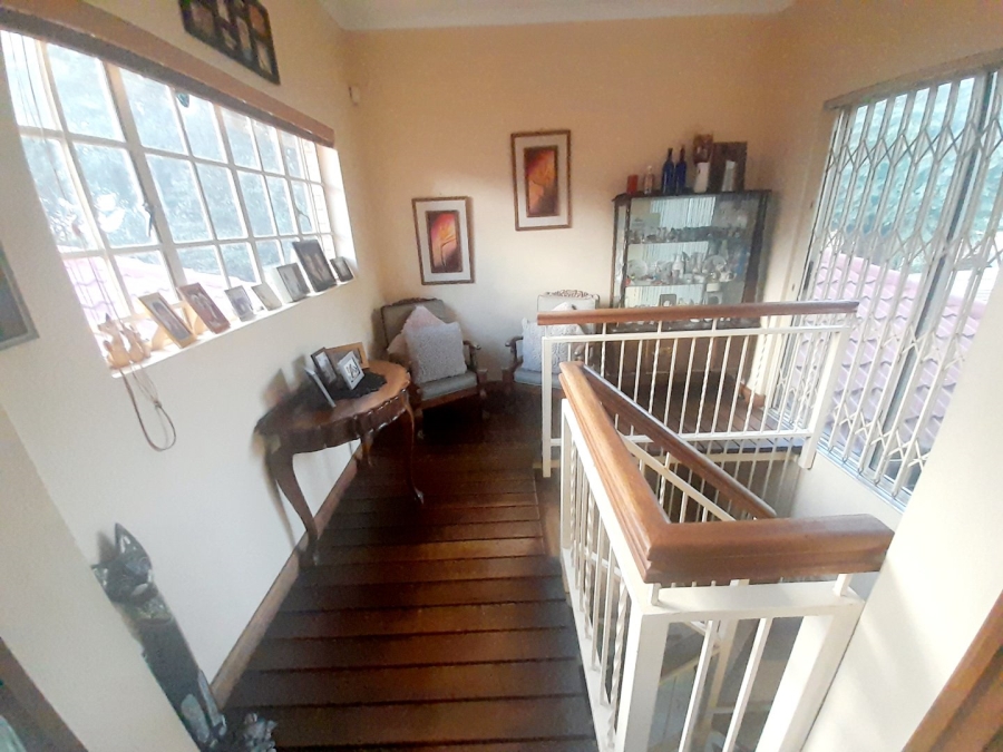 5 Bedroom Property for Sale in Lyttelton Manor Gauteng