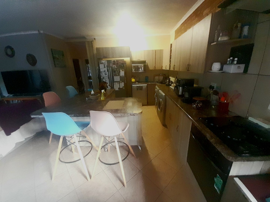 5 Bedroom Property for Sale in Lyttelton Manor Gauteng