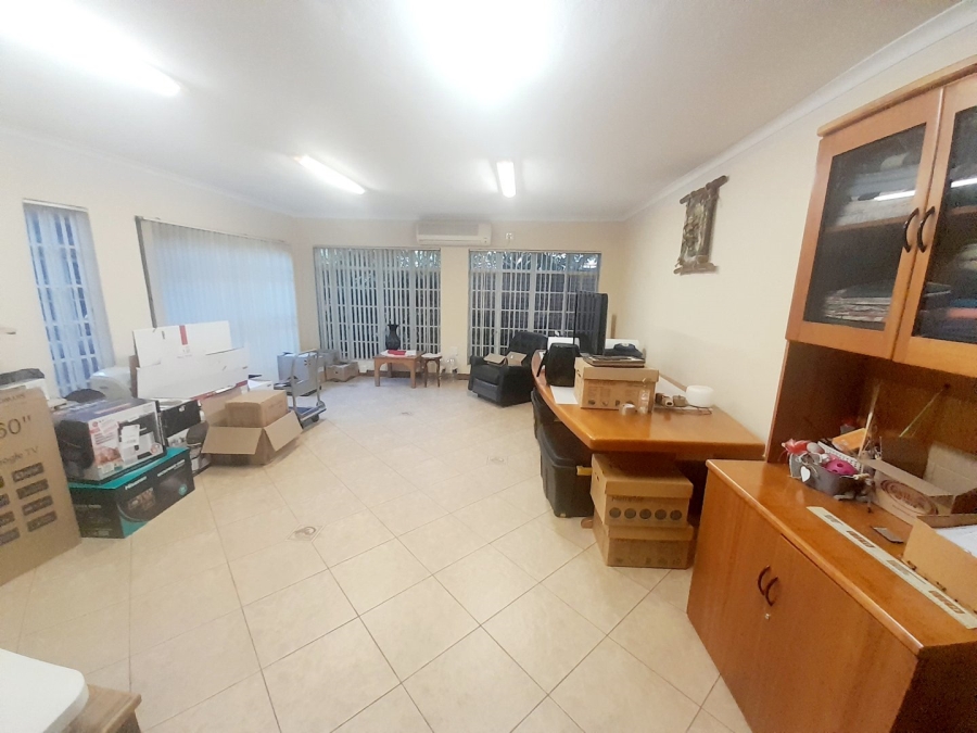 5 Bedroom Property for Sale in Lyttelton Manor Gauteng