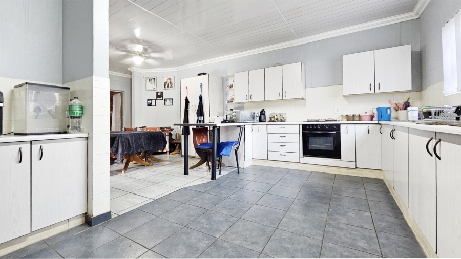 3 Bedroom Property for Sale in Falcon Ridge Gauteng