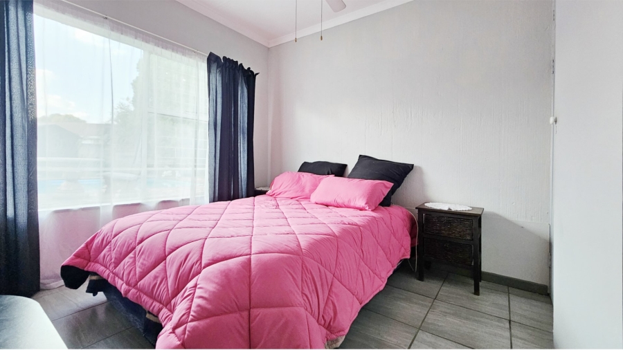 3 Bedroom Property for Sale in Falcon Ridge Gauteng