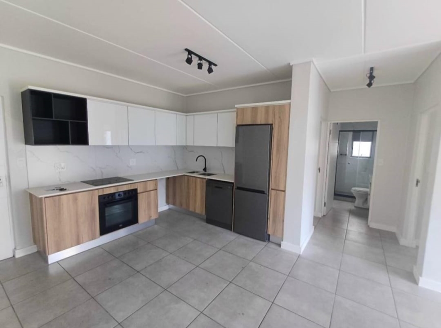 To Let 2 Bedroom Property for Rent in Waterfall Gauteng