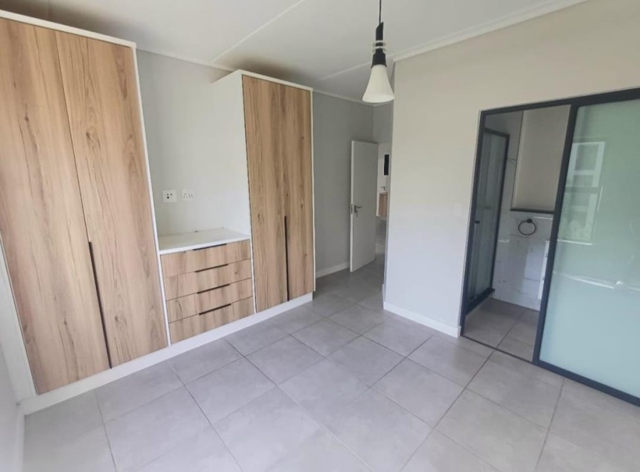 To Let 2 Bedroom Property for Rent in Waterfall Gauteng