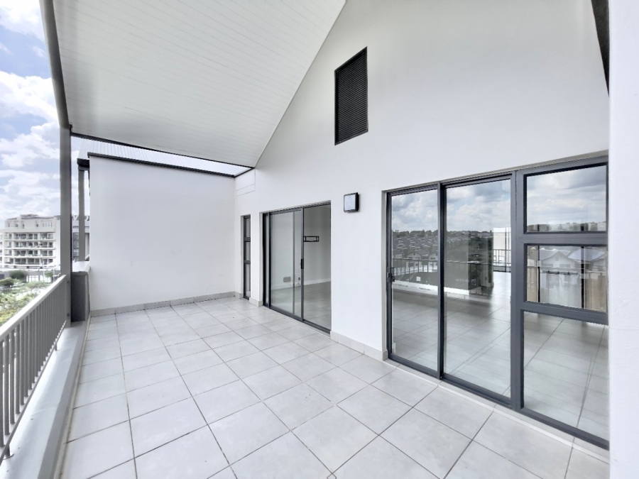 To Let 2 Bedroom Property for Rent in Waterfall Gauteng