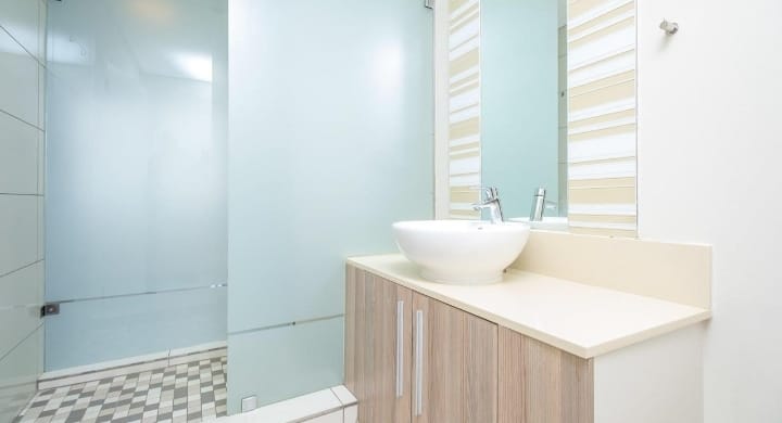 To Let 2 Bedroom Property for Rent in Rosebank Gauteng