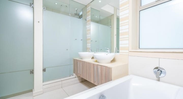 To Let 2 Bedroom Property for Rent in Rosebank Gauteng