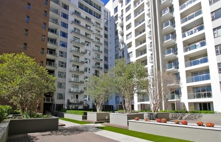 To Let 2 Bedroom Property for Rent in Rosebank Gauteng