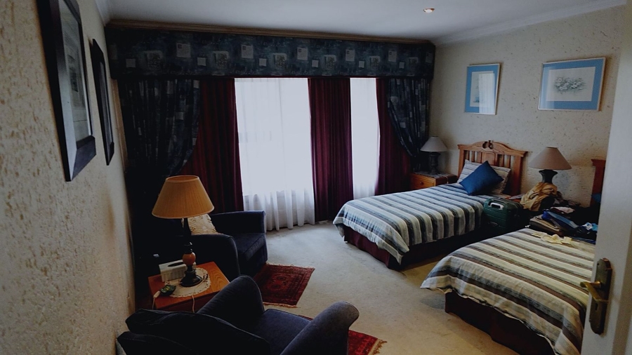 3 Bedroom Property for Sale in Silver Lakes Gauteng