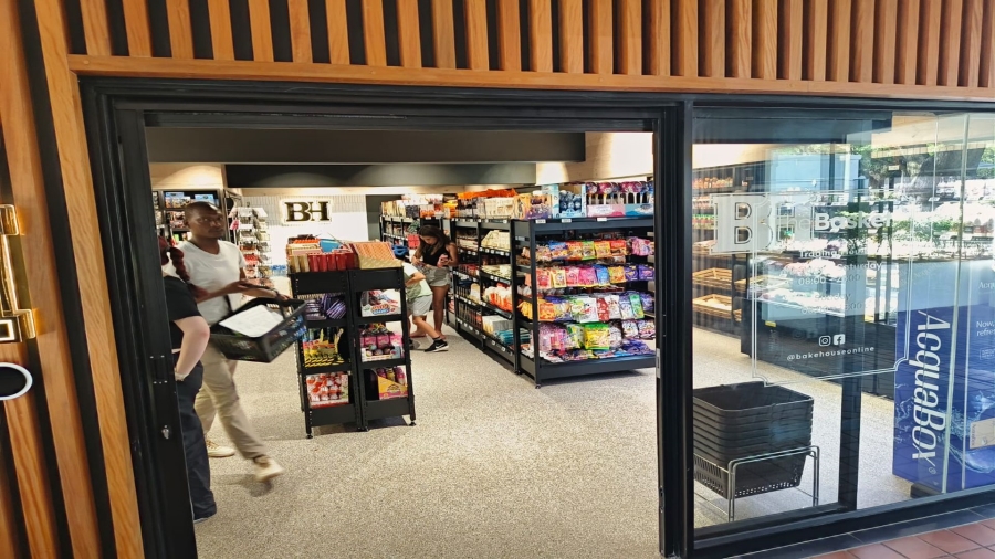 3 Bedroom Property for Sale in Silver Lakes Gauteng