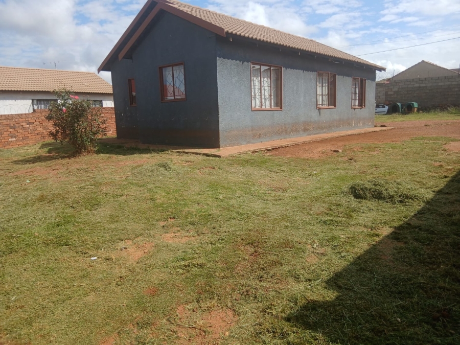 3 Bedroom Property for Sale in Lenasia South Gauteng