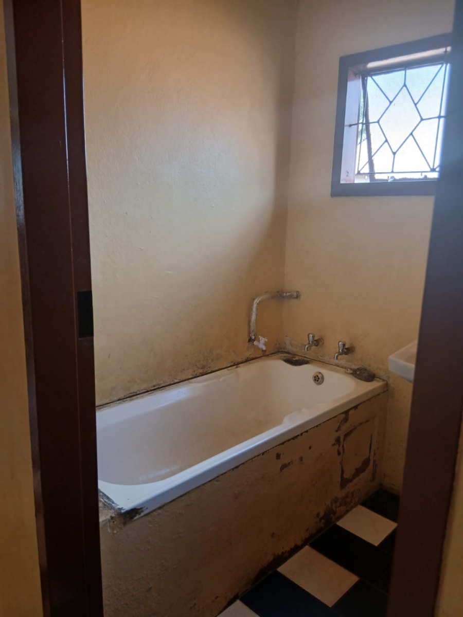 3 Bedroom Property for Sale in Lenasia South Gauteng
