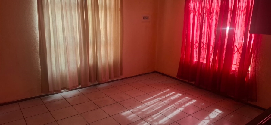 To Let 3 Bedroom Property for Rent in Lotus Gardens Gauteng