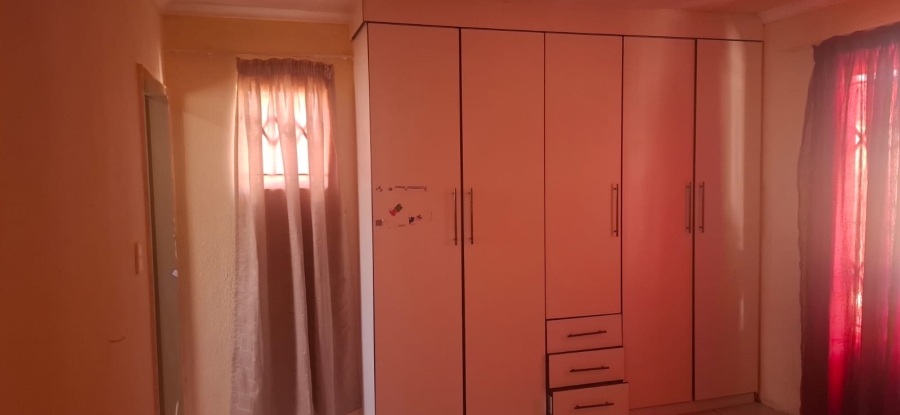 To Let 3 Bedroom Property for Rent in Lotus Gardens Gauteng