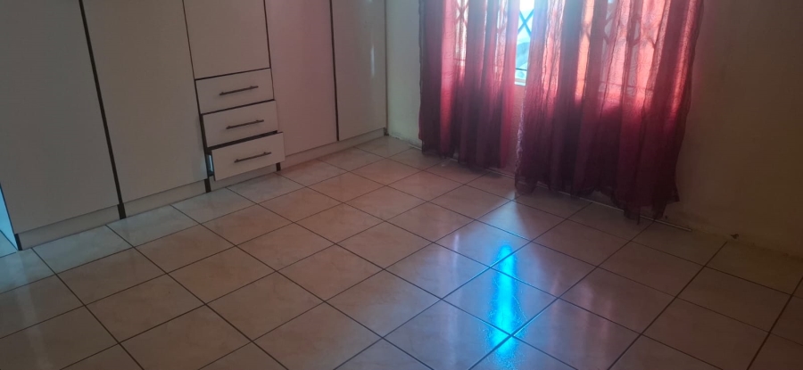 To Let 3 Bedroom Property for Rent in Lotus Gardens Gauteng