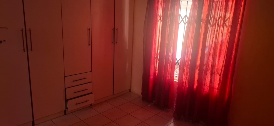 To Let 3 Bedroom Property for Rent in Lotus Gardens Gauteng