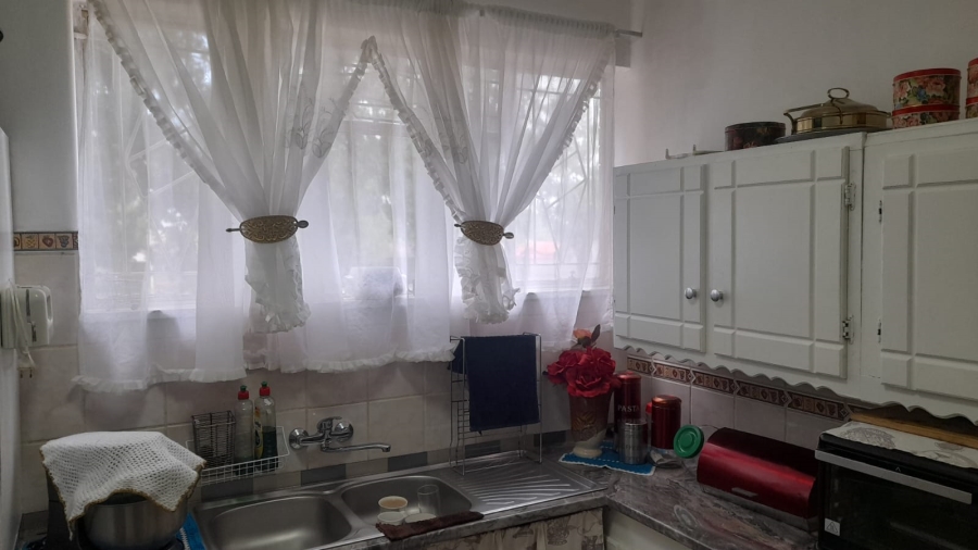 2 Bedroom Property for Sale in Vanderbijlpark CW 3 Gauteng