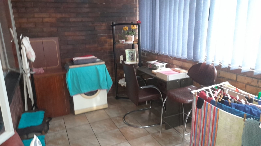 2 Bedroom Property for Sale in Vanderbijlpark CW 3 Gauteng