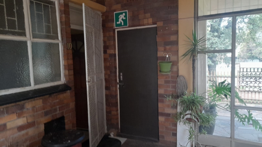 2 Bedroom Property for Sale in Vanderbijlpark CW 3 Gauteng