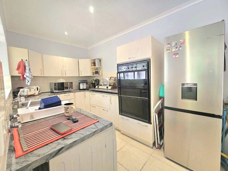 3 Bedroom Property for Sale in Bloubosrand Gauteng