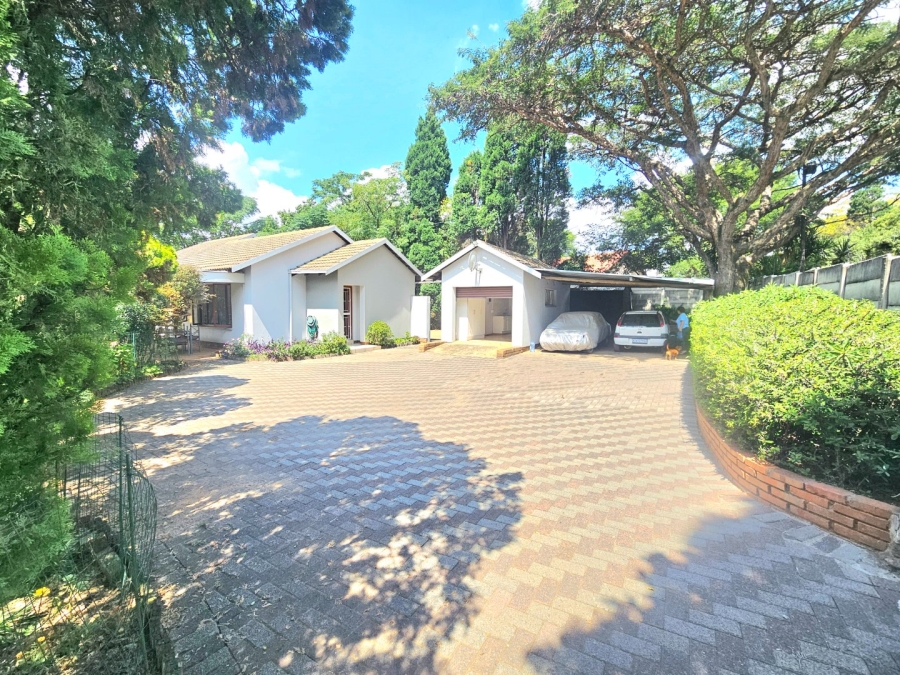 3 Bedroom Property for Sale in Bloubosrand Gauteng