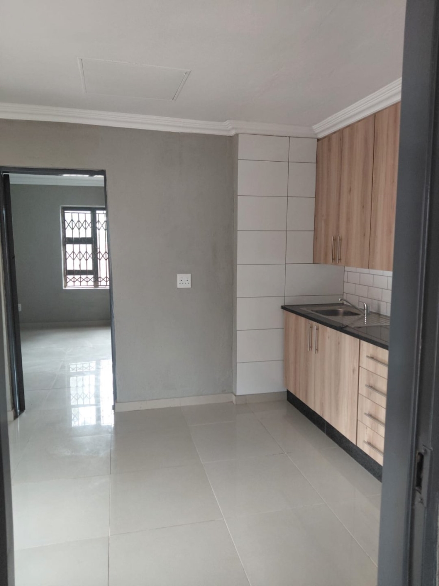 To Let 2 Bedroom Property for Rent in Chantelle Gauteng