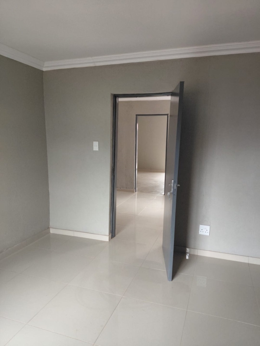 To Let 2 Bedroom Property for Rent in Chantelle Gauteng