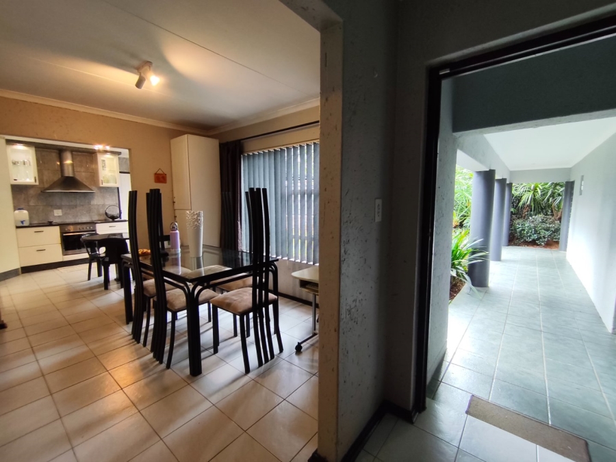 To Let 3 Bedroom Property for Rent in Weltevreden Park Gauteng