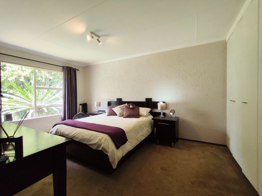 To Let 3 Bedroom Property for Rent in Weltevreden Park Gauteng