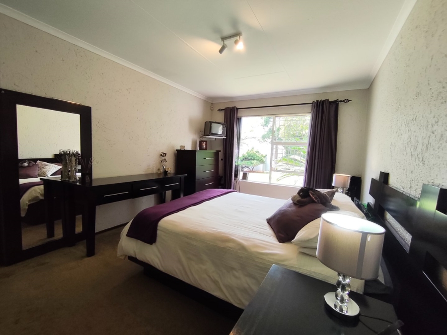 To Let 3 Bedroom Property for Rent in Weltevreden Park Gauteng