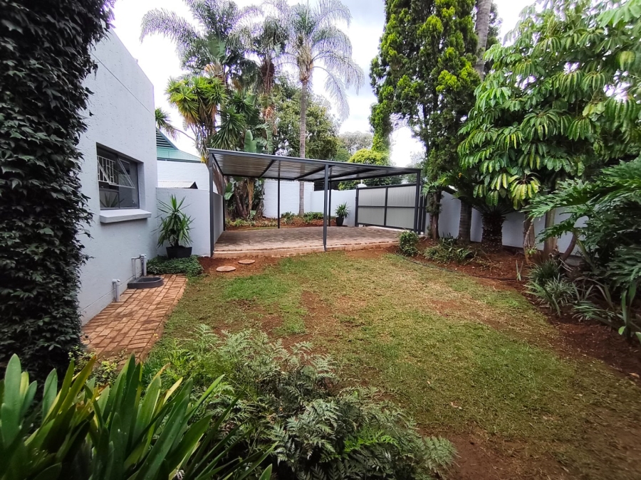 To Let 3 Bedroom Property for Rent in Weltevreden Park Gauteng