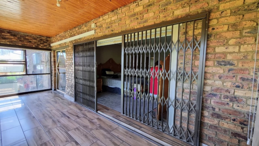 3 Bedroom Property for Sale in Bedworth Park Gauteng