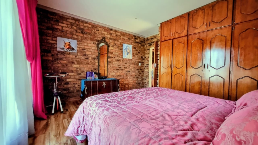 3 Bedroom Property for Sale in Bedworth Park Gauteng