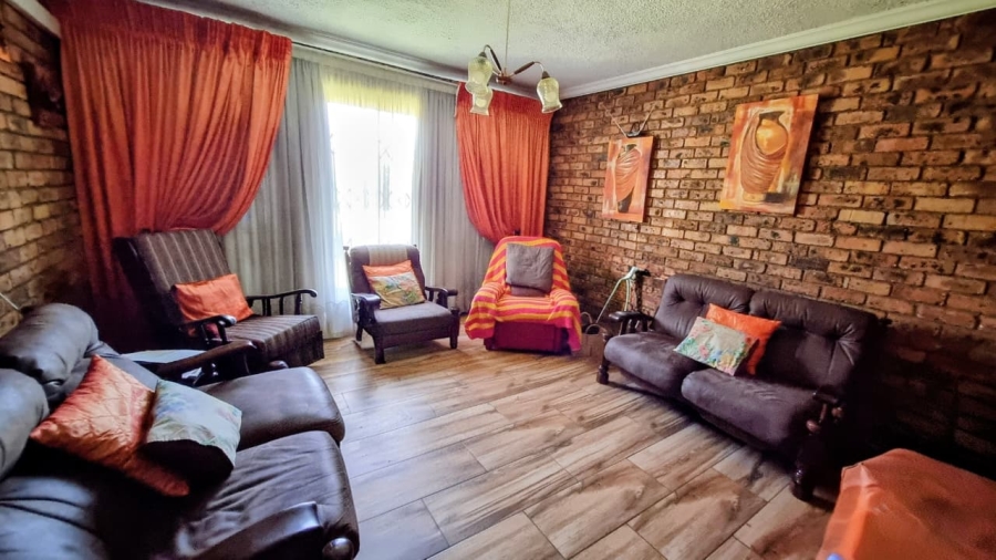 3 Bedroom Property for Sale in Bedworth Park Gauteng