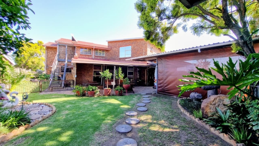 3 Bedroom Property for Sale in Bedworth Park Gauteng