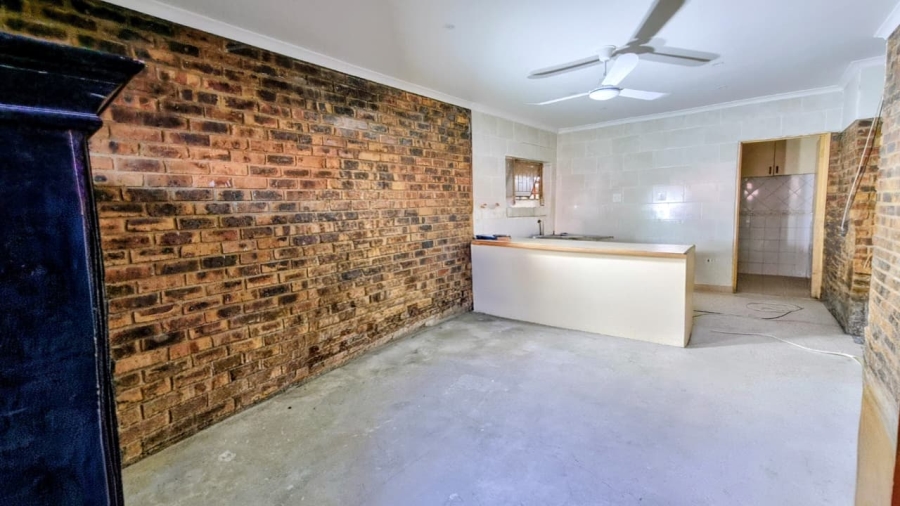 3 Bedroom Property for Sale in Bedworth Park Gauteng