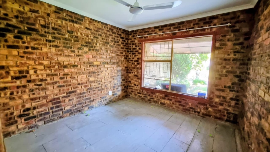 3 Bedroom Property for Sale in Bedworth Park Gauteng