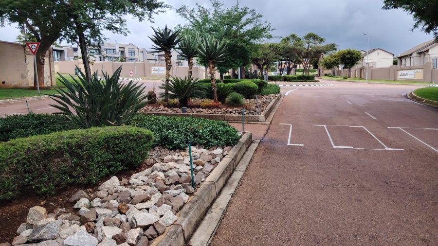 Commercial Property for Sale in Eldo Ridge Estate Gauteng