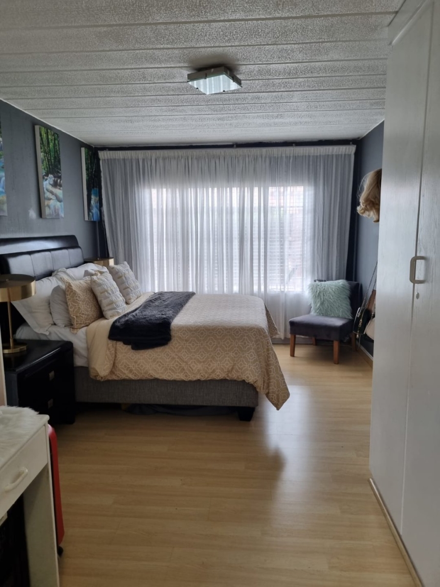  Bedroom Property for Sale in Moreleta Park Gauteng