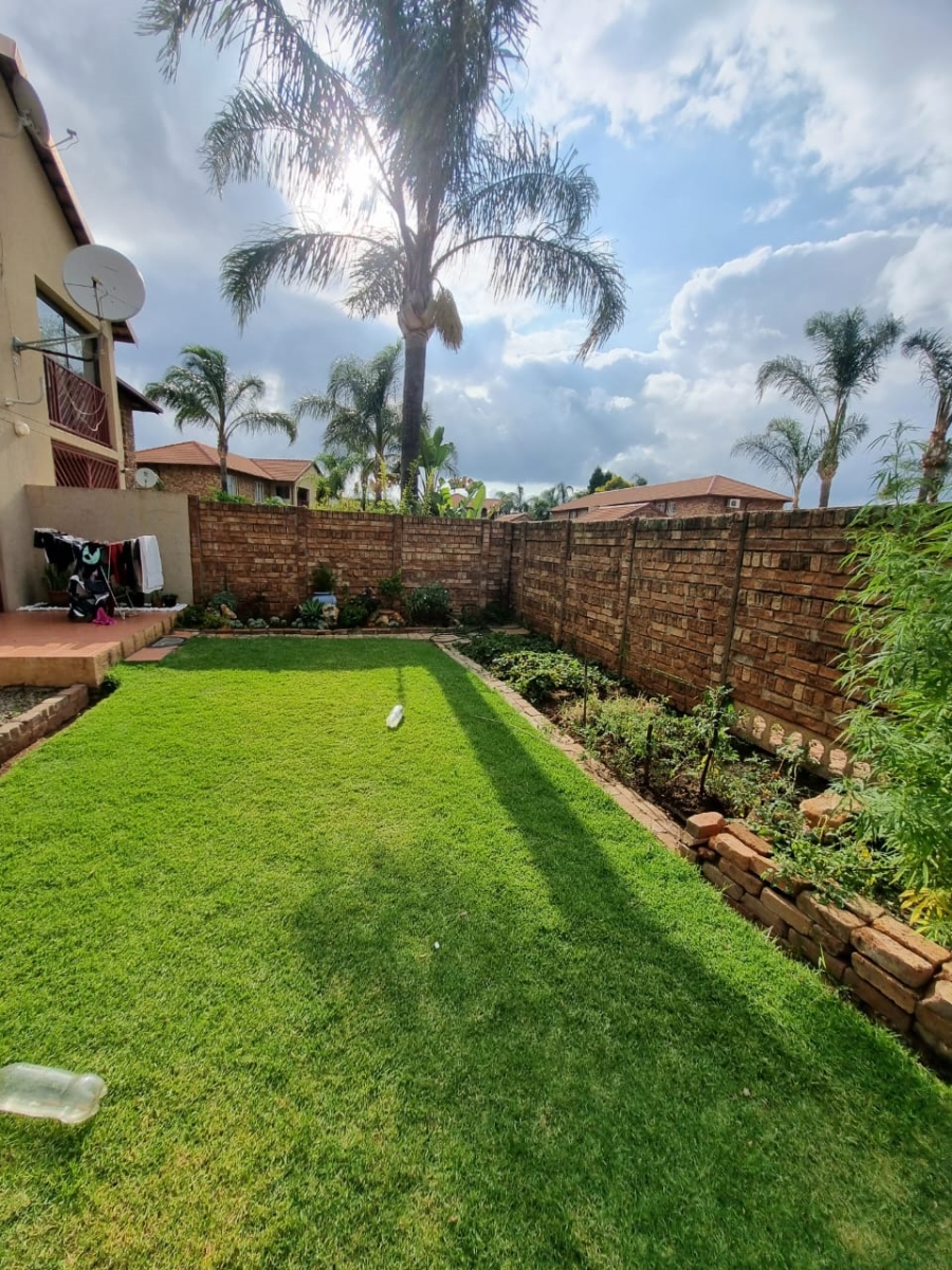  Bedroom Property for Sale in Moreleta Park Gauteng