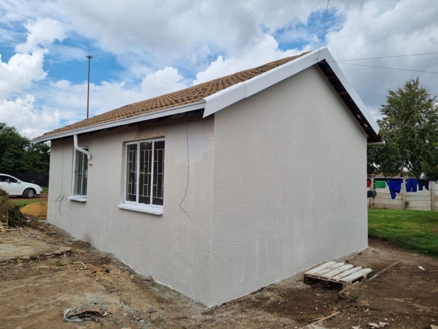 2 Bedroom Property for Sale in Othandweni Gauteng