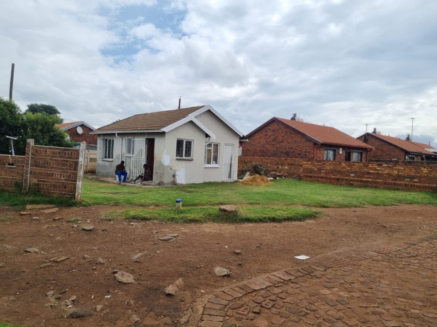 2 Bedroom Property for Sale in Othandweni Gauteng