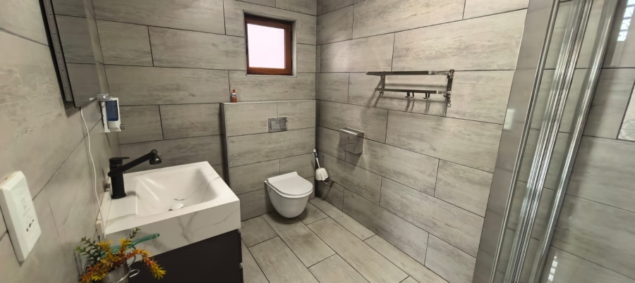 To Let 4 Bedroom Property for Rent in Willaway Gauteng