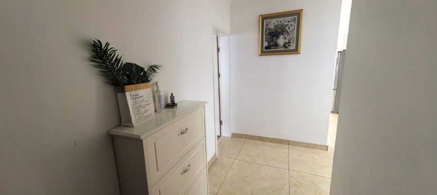 To Let 4 Bedroom Property for Rent in Willaway Gauteng