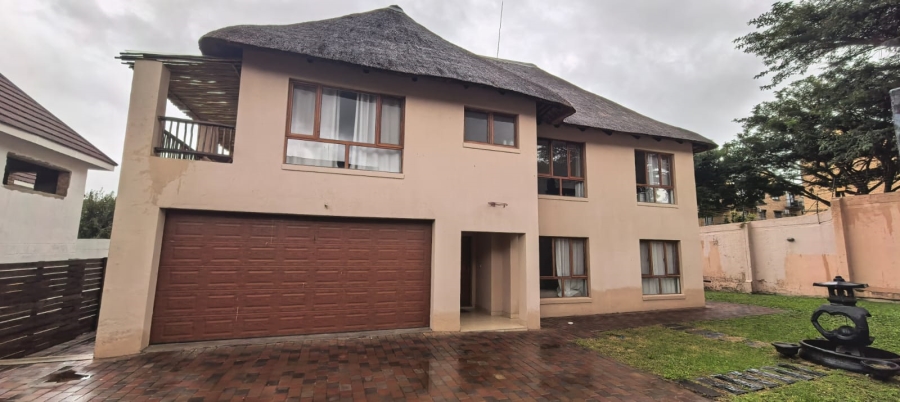 To Let 4 Bedroom Property for Rent in Willaway Gauteng