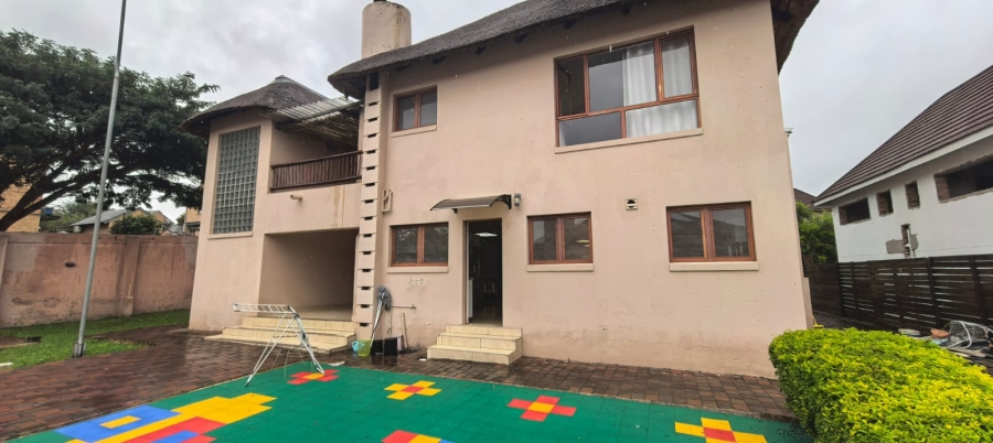To Let 4 Bedroom Property for Rent in Willaway Gauteng