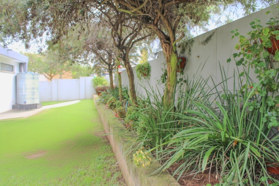 3 Bedroom Property for Sale in Midstream Hill Gauteng