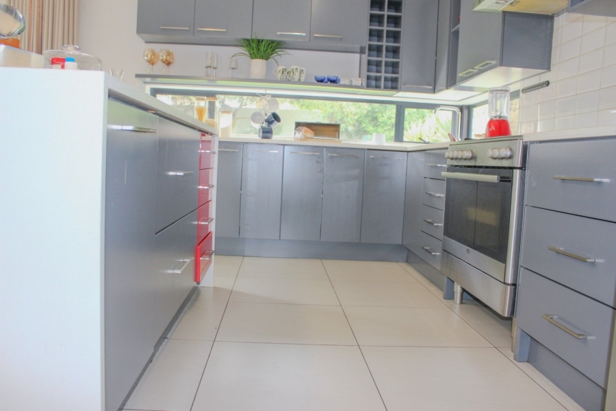 3 Bedroom Property for Sale in Midstream Hill Gauteng